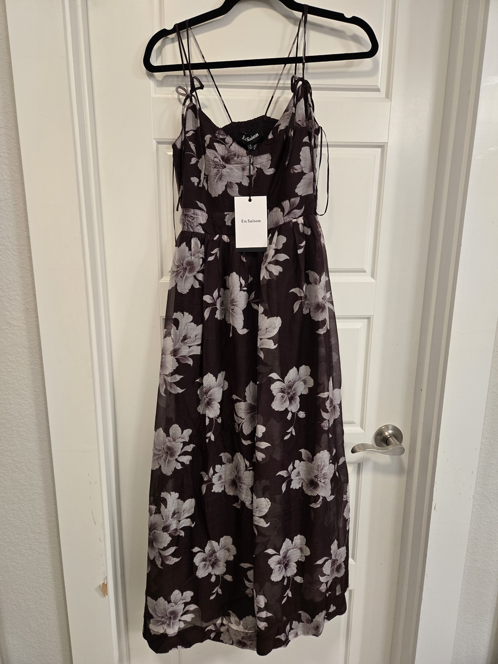 En Saison Women's Annaliese Midi Dress Small